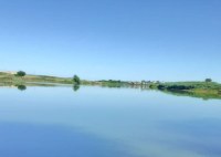 В Саратовской области мелкая река превратилась в полноводную